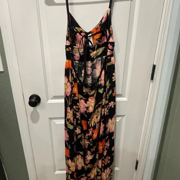 Free People New With Tags Dress size small
0029 - Picture 3 of 6